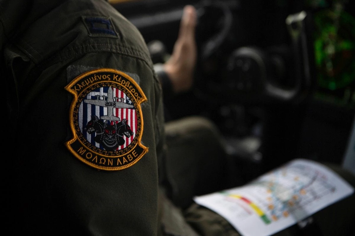 Ελληνο-αμερικανικές δυνάμεις σαρώνουν τα πάντα στο πέρασμα τους – Τα πρώτα εντυπωσιακά πλάνα μικτών σχηματισμών – Ιστορική δήλωση Τ.Πάιατ